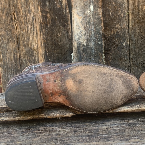 🤎🤍🖤Frye Deborah Studded Western Short Boots $598 Made in Spain 🇪🇸 - Picture 12 of 16